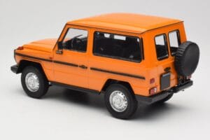 Mercedes G-Class W460 SWB Оранжев Minichamps 1:18 155038000 Метал — снимка 5 от 6