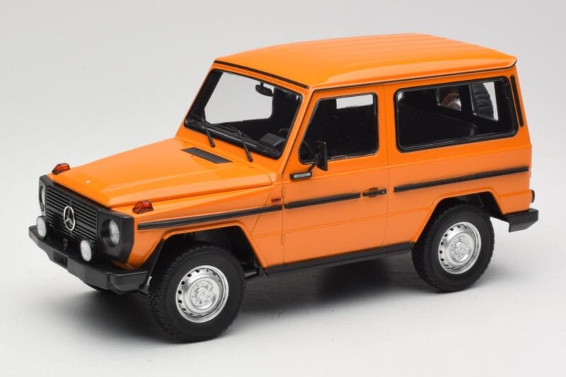 Mercedes G-Class W460 SWB Оранжев Minichamps 1:18 155038000 Метал