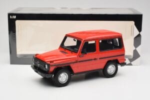 Mercedes G-Class W460 SWB Червен Minichamps 1:18 155038002 Метал — снимка 6 от 6
