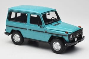 Mercedes G-Class W460 SWB Тюркоазен Minichamps 1:18 155038001 Метал — снимка 4 от 6