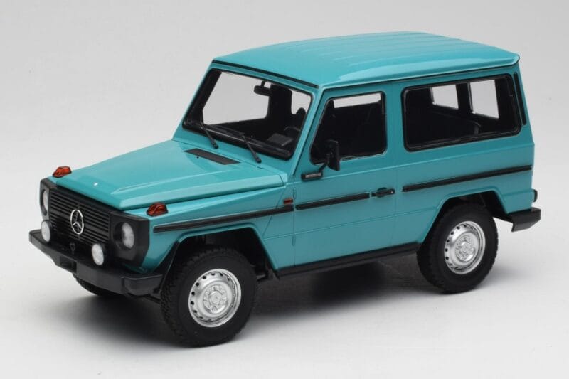 Mercedes G-Class W460 SWB Тюркоазен Minichamps 1:18 155038001 Метал