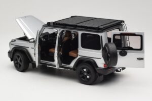 Mercedes G-Class W463 Iridium Silver Norev 1:18 183030 Метал — снимка 5 от 8