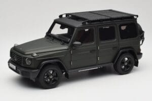 Mercedes G-Class W465 Маслиненозелен Norev 1:18 B66960662 Метал
