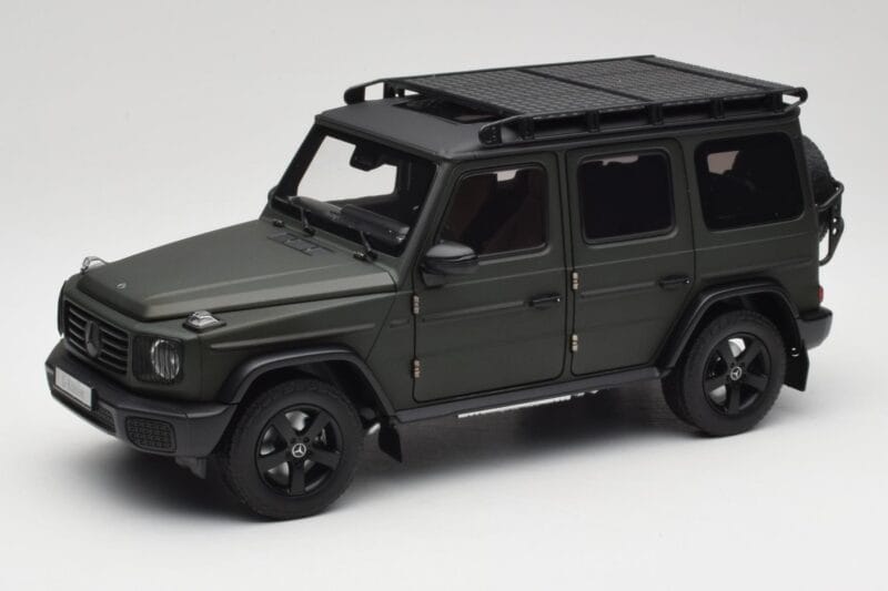 Mercedes G-Class W465 Маслиненозелен Norev 1:18 B66960662 Метал