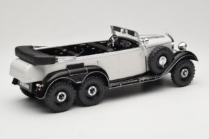 Mercedes G4 W31 Бял MCG 1:18 MCG18208 Метал — снимка 2 от 6