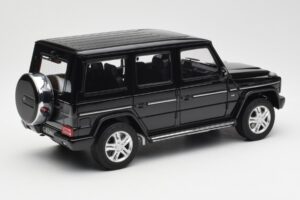 Mercedes G500 W463 Черен AUTOart 1:18 76216 Метал — снимка 3 от 8