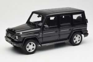 Mercedes G500 W463 Черен AUTOart 1:18 76216 Метал