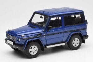 Mercedes G500 W463 SWB Син AUTOart 1:18 76114 Метал