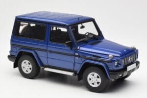 Mercedes G500 W463 SWB Син AUTOart 1:18 76114 Метал — снимка 6 от 8