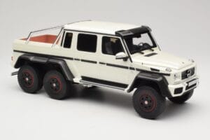 Mercedes AMG G63 6x6 W463 Бял GT Spirit 1:18 GT100 Смола — снимка 4 от 6