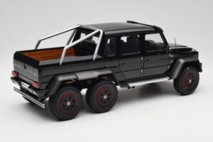 Mercedes AMG G63 W463 6x6 Gloss Черен AUTOart 1:18 76306 Композит — снимка 3 от 8