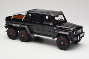 Mercedes AMG G63 W463 6x6 Gloss Черен AUTOart 1:18 76306 Композит — снимка 6 от 8