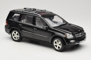Mercedes GL X164 Period Brown Minichamps 1:18 B66962336 Метал — снимка 6 от 8