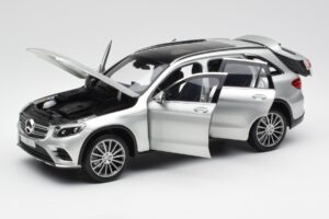Mercedes GLC X253 Iridium Сребрист Norev 1:18 B66960363 Метал — снимка 2 от 8