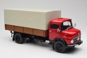 Mercedes L 911 Червен Schuco 1:18 450016400 Метал — снимка 6 от 8
