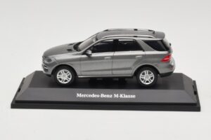 Mercedes M-Class W166 Palladium Silver Metallic Minichamps 1:43 B66960061 Метал