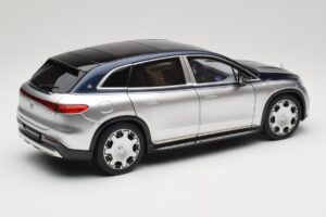 Mercedes Maybach EQS 680 V297 Син NZG 1:18 1060/23 Метал — снимка 3 от 8