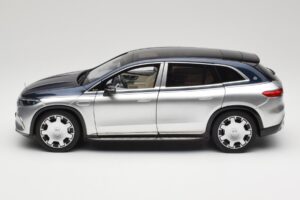 Mercedes Maybach EQS 680 V297 Син NZG 1:18 1060/23 Метал — снимка 4 от 8