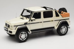 Mercedes Maybach G650 Landaulet W463 Бял Schuco 1:18 450017800 Метал