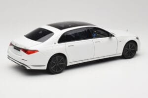 Mercedes Maybach S 680 X223 Diamond White Norev 1:18 B66960666 Метал — снимка 3 от 8
