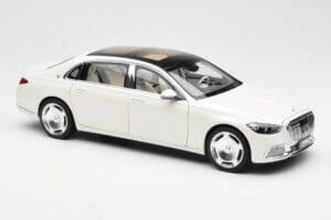 Mercedes Maybach S680 4Matic X223 Diamond Бял Norev 1:18 183918 Метал — снимка 6 от 8