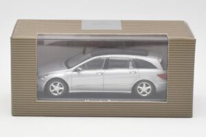 Mercedes R-Class W251 Iridium Silver Minichamps 1:43 B66962214 Метал — снимка 4 от 4