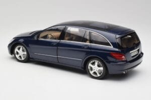Mercedes R-Class W251 Танзанит Синьо Minichamps 1:18 150034600 Метал — снимка 7 от 8