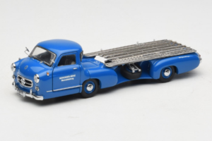 Mercedes Renntransporter Blue Wonder CMC 1:43 M-036K Метал