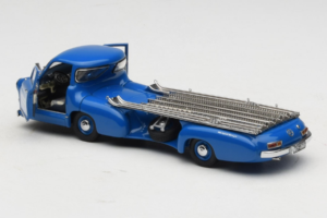 Mercedes Renntransporter Blue Wonder CMC 1:43 M-036K Метал — снимка 5 от 8