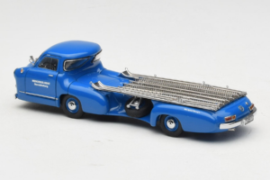 Mercedes Renntransporter Blue Wonder CMC 1:43 M-036K Метал — снимка 7 от 8