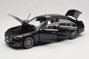 Mercedes S-Class W223 AMG Line Anthracite Blue Norev 1:18 183800 Метал — снимка 2 от 8