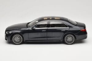 Mercedes S-Class W223 AMG Line Anthracite Blue Norev 1:18 183800 Метал — снимка 4 от 8