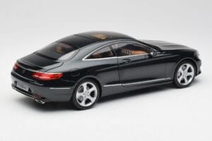 Mercedes S-Class Coupe C217 Smaragd Зелен Metallic Norev 1:18 B66961244 Метал — снимка 3 от 8