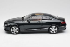 Mercedes S-Class Coupe C217 Smaragd Зелен Metallic Norev 1:18 B66961244 Метал — снимка 4 от 8