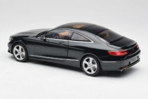 Mercedes S-Class Coupe C217 Smaragd Зелен Metallic Norev 1:18 B66961244 Метал — снимка 7 от 8