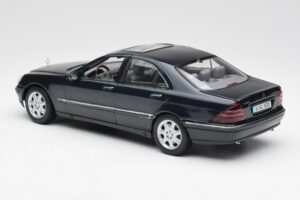 Mercedes S-Class W220 Син Maisto 1:18 56051 Метал — снимка 7 от 8