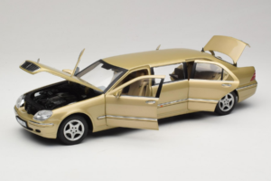Mercedes S-Class W220 Pullman Gold Metallic Sun Star 1:18 4113 Метал — снимка 2 от 8
