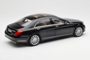 Mercedes S-Class W222 Черен Metallic Norev 1:18 183480 Метал — снимка 3 от 8