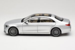 Mercedes S-Class W223 AMG Line Brilliant Silver Norev 1:18 183805 Метал — снимка 4 от 8