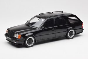Mercedes 300 TE AMG S124 Черен Otto 1:18 OT147 Смола