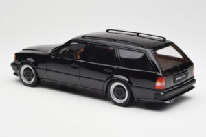 Mercedes 300 TE AMG S124 Черен Otto 1:18 OT147 Смола — снимка 5 от 6