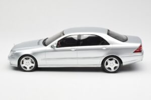 Mercedes AMG S55 W220 Сребрист Otto 1:18 OT292 Смола — снимка 3 от 6