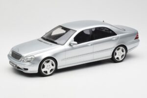 Mercedes AMG S55 W220 Сребрист Otto 1:18 OT292 Смола