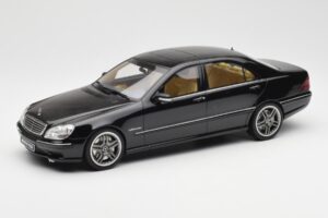 Mercedes AMG S65 W220 Черен Otto 1:18 OT846 Смола