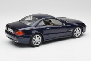 Mercedes SL 500 R230 Син Maisto 1:18 B66962126 Метал — снимка 3 от 8