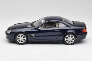 Mercedes SL 500 R230 Син Maisto 1:18 B66962126 Метал — снимка 4 от 8
