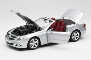 Mercedes SL 500 R230 Кабриолет Iridium Сребрист Minichamps 1:18 B66962388 Метал — снимка 2 от 8
