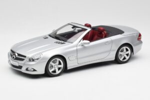 Mercedes SL 500 R230 Кабриолет Iridium Сребрист Minichamps 1:18 B66962388 Метал