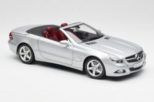 Mercedes SL 500 R230 Кабриолет Iridium Сребрист Minichamps 1:18 B66962388 Метал — снимка 6 от 8
