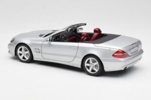 Mercedes SL 500 R230 Кабриолет Iridium Сребрист Minichamps 1:18 B66962388 Метал — снимка 7 от 8